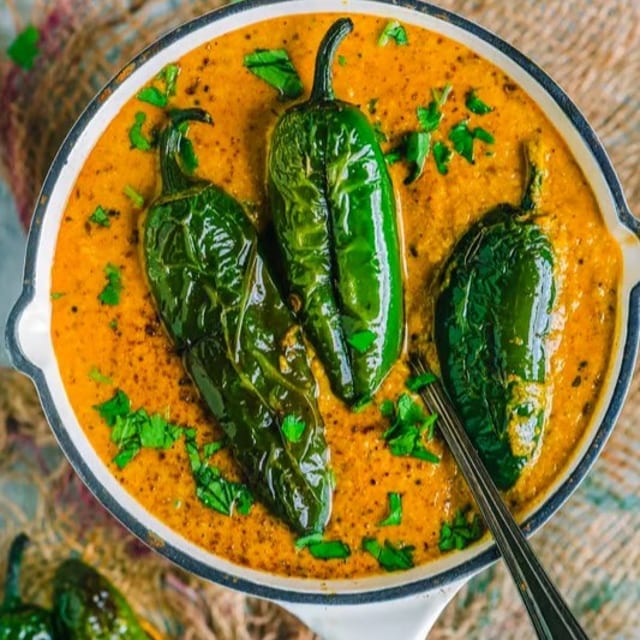 Chili Lababdar.